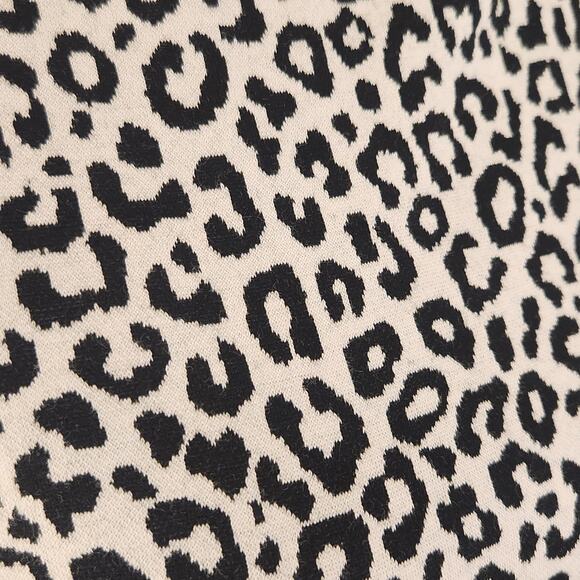 ANN TAYLOR Mock Neck Animal Print Sweater, Size Medium - Picture 7 of 14